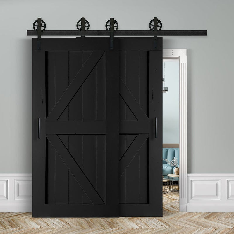 Doppelschiebetür voreinander herlaufend in Scheunentor-Optik Modell Arrow - Farmhouse Barn Door rustikal