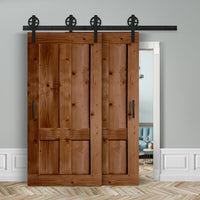 Doppelschiebetür voreinander herlaufend in Scheunentor-Optik Modell Farmhouse - Farmhouse Barn Door rustikal nach links öffnend / Muster nur Vorderseite / Teak