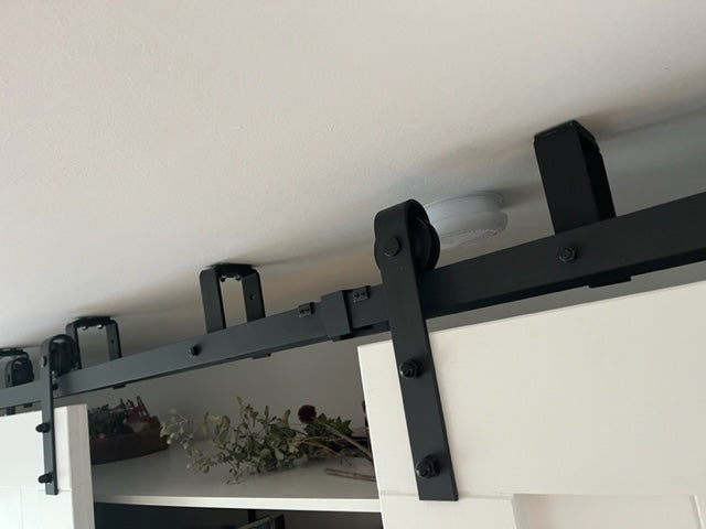 Schiebetürsystem Bypass für Doppeltüren Decken oder Wandbefestigung