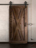 Schiebetür in Scheunentor Optik Modell Big X - Farmhouse Barn Door rustikal nach links öffnend / Muster nur Vorderseite / Nuss hell